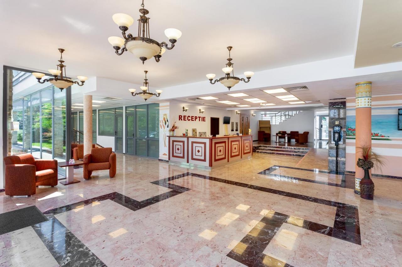 Hotel Cleopatra Saturn Ngoại thất bức ảnh