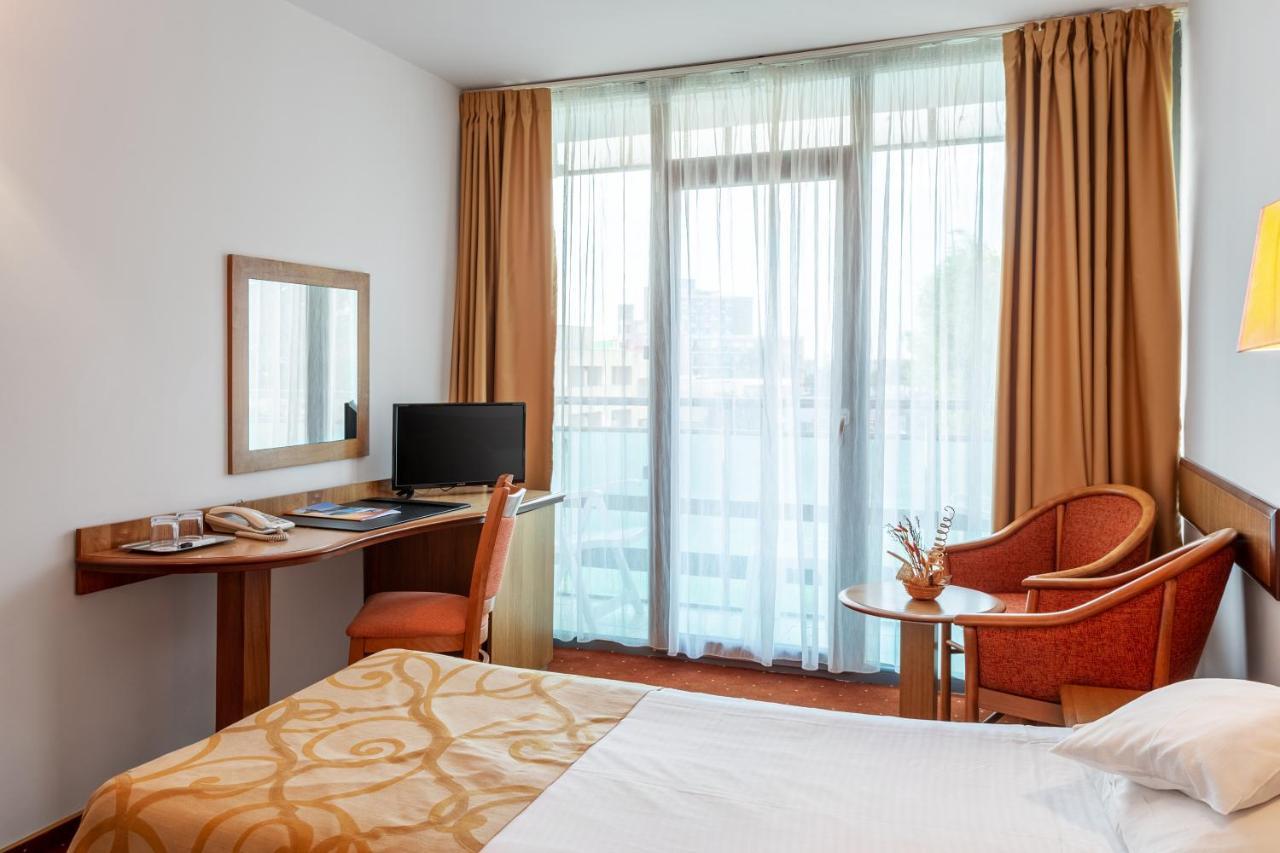 Hotel Cleopatra Saturn Ngoại thất bức ảnh