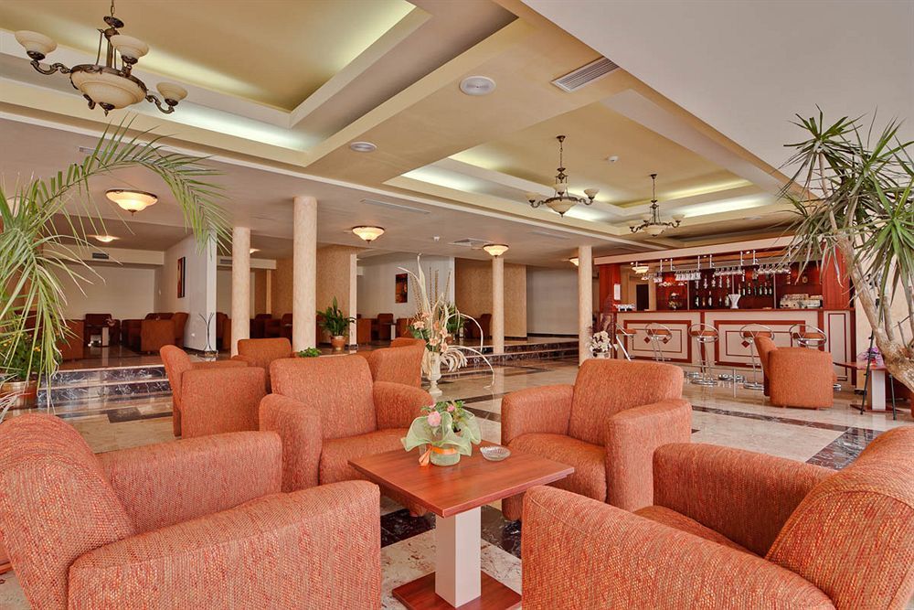 Hotel Cleopatra Saturn Ngoại thất bức ảnh